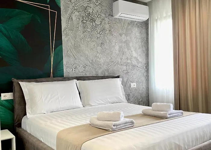 Llanaj * 卡萨米尔