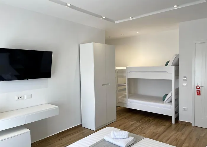 Llanaj * 卡萨米尔